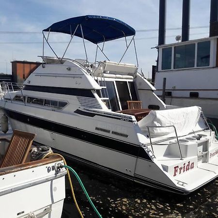 Yacht Stay Providence Marina Dış mekan fotoğraf