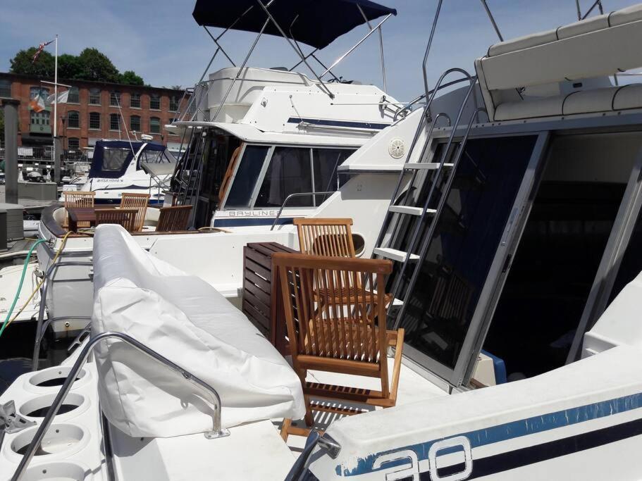 Yacht Stay Providence Marina Dış mekan fotoğraf