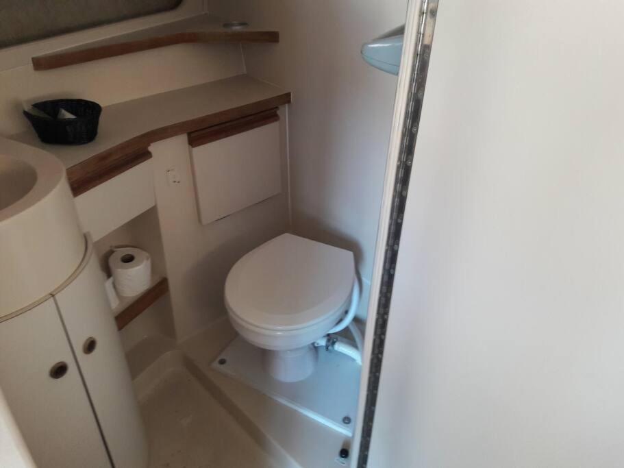 Yacht Stay Providence Marina Dış mekan fotoğraf
